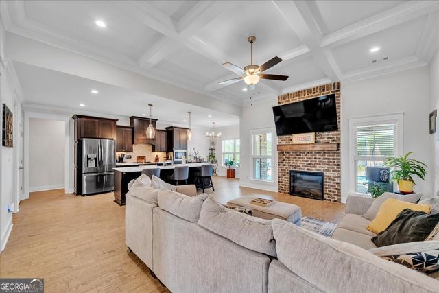 424 Rustic Live Oak Trail, Bonaire, GA 31005