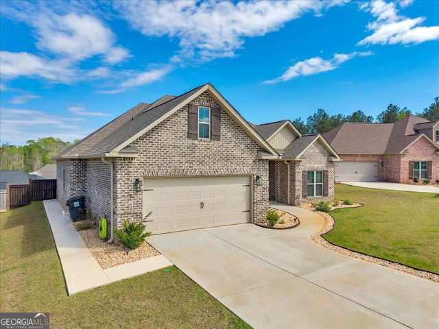 424 Rustic Live Oak Trail, Bonaire, GA 31005