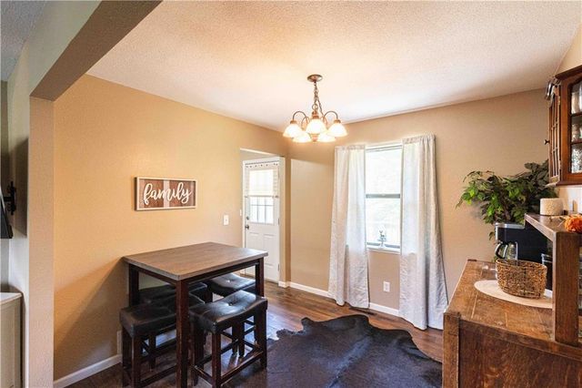 210 E Swisher Drive, Clinton, MO 64735