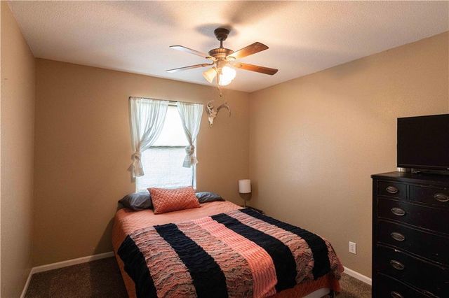 210 E Swisher Drive, Clinton, MO 64735