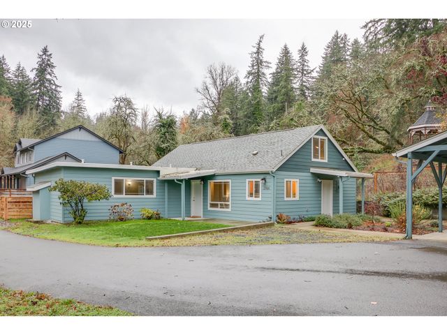 2984 FLORAL HILL Dr, Eugene, OR 97403