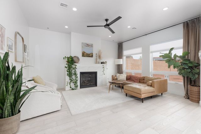 324 N 200 E, Ivins, UT 84738