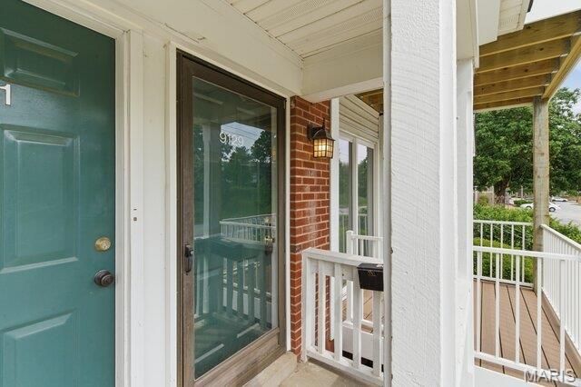 9129 Wrenwood Lane, Brentwood, MO 63144