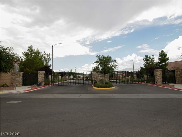 9952 Birch Knoll Avenue, Las Vegas, NV 89166