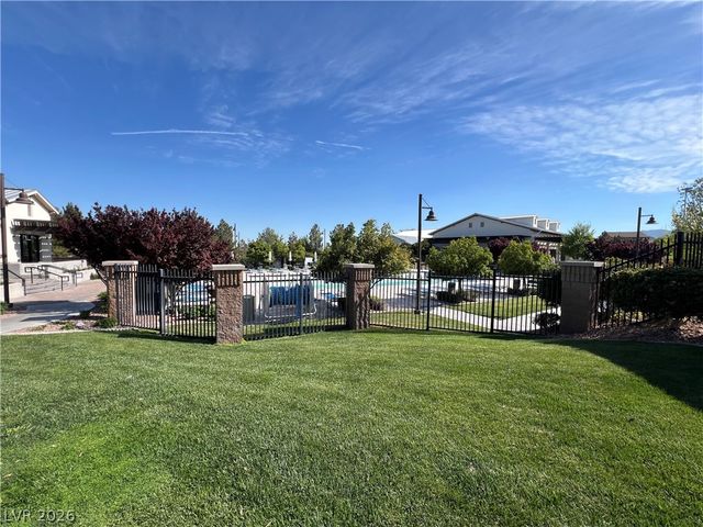 9952 Birch Knoll Avenue, Las Vegas, NV 89166