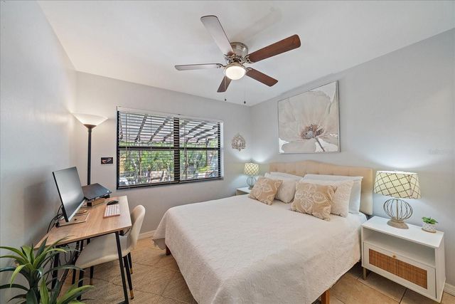 3246 MAIDEN LANE, Sarasota, FL 34231