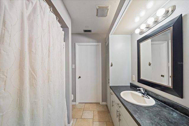 3246 MAIDEN LANE, Sarasota, FL 34231