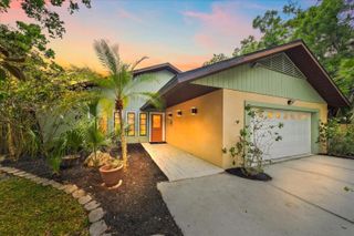 3246 MAIDEN LANE, Sarasota, FL 34231