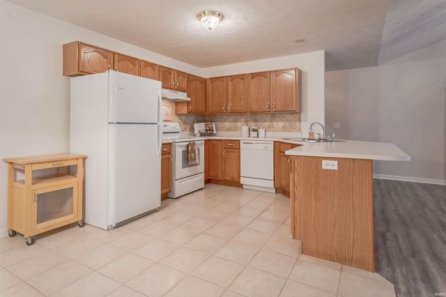 722 Strawberry Hill Road, Evansville, IN 47711