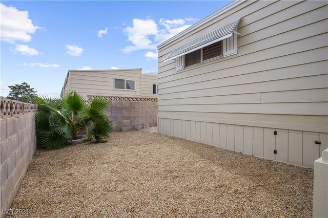 4955 Ridge Avenue, Las Vegas, NV 89103