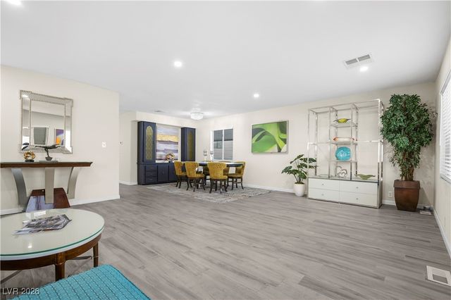 4955 Ridge Avenue, Las Vegas, NV 89103