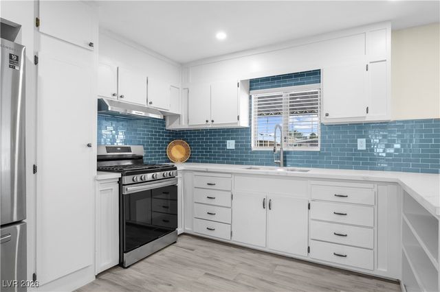 4955 Ridge Avenue, Las Vegas, NV 89103