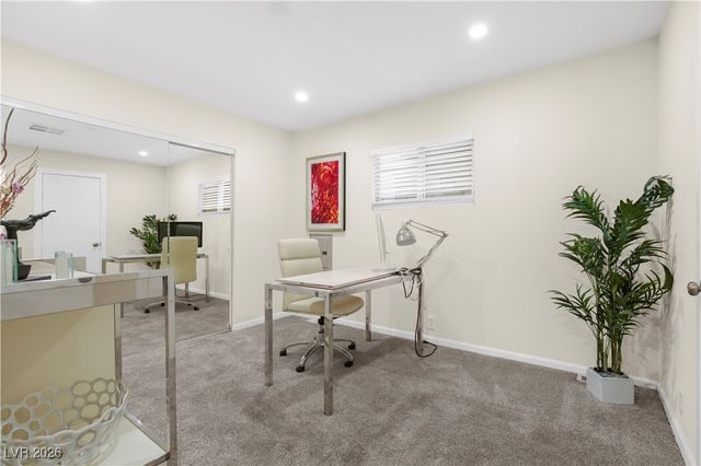 4955 Ridge Avenue, Las Vegas, NV 89103