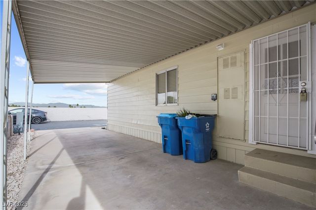 4955 Ridge Avenue, Las Vegas, NV 89103