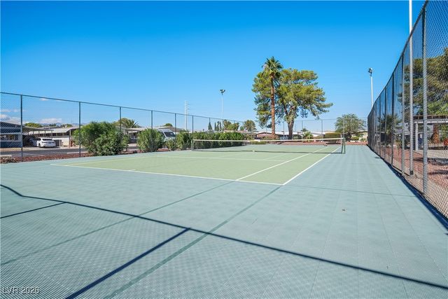 4955 Ridge Avenue, Las Vegas, NV 89103