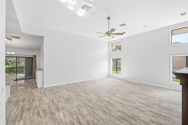 365 N SPAULDING COVE, Lake Mary, FL 32746