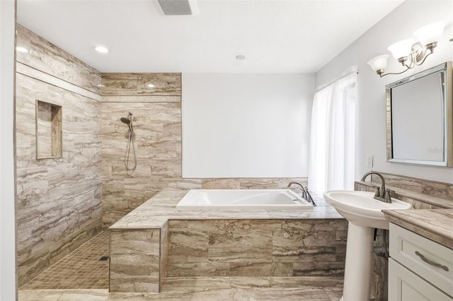 365 N SPAULDING COVE, Lake Mary, FL 32746