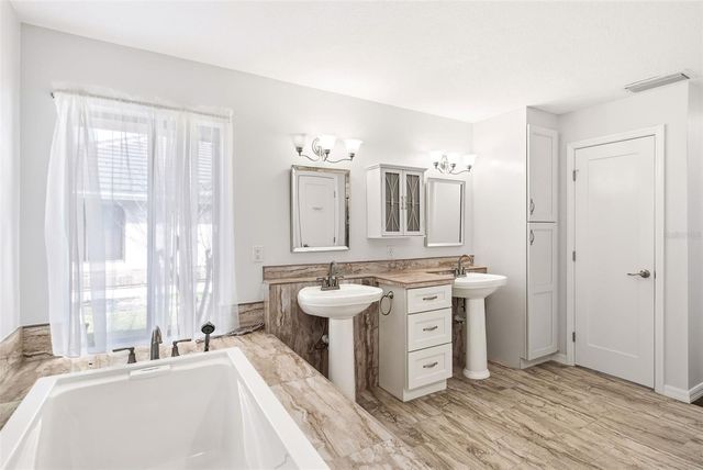 365 N SPAULDING COVE, Lake Mary, FL 32746