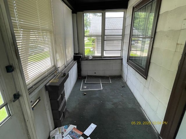 669 Douglas Avenue, Calumet City, IL 60409