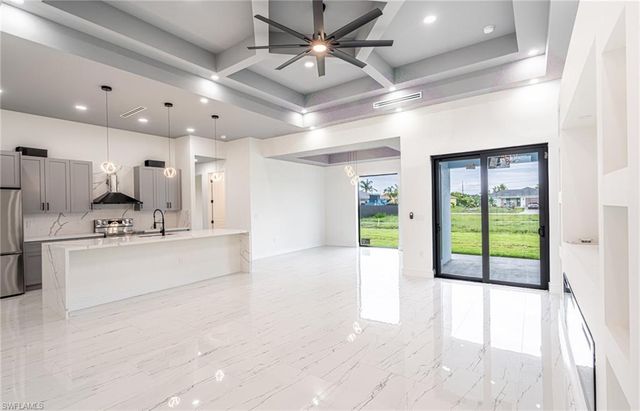 111 NW 6th ST, Cape Coral, FL 33993