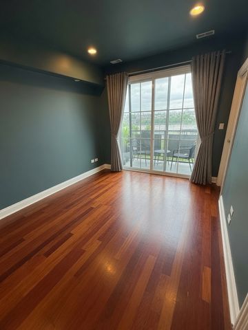 2243 N Lister Avenue 401, Chicago, IL 60614