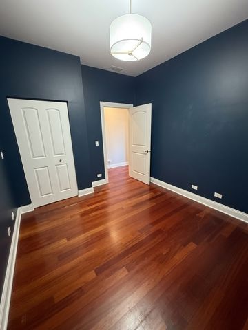 2243 N Lister Avenue 401, Chicago, IL 60614