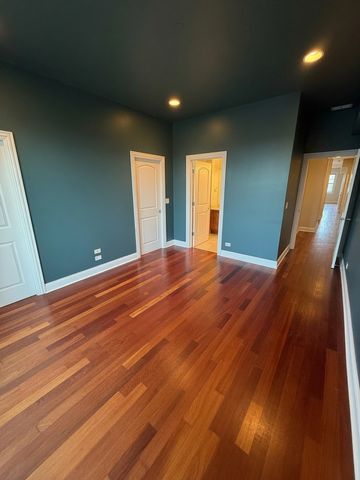2243 N Lister Avenue 401, Chicago, IL 60614