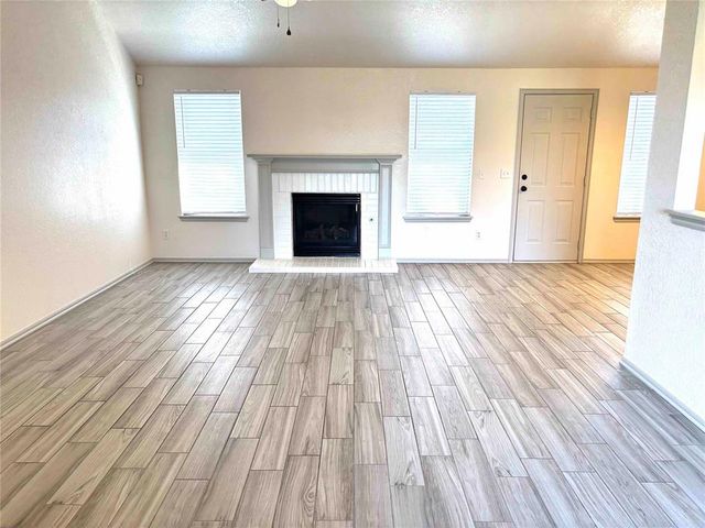 624 NW 21st Street, Moore, OK 73160