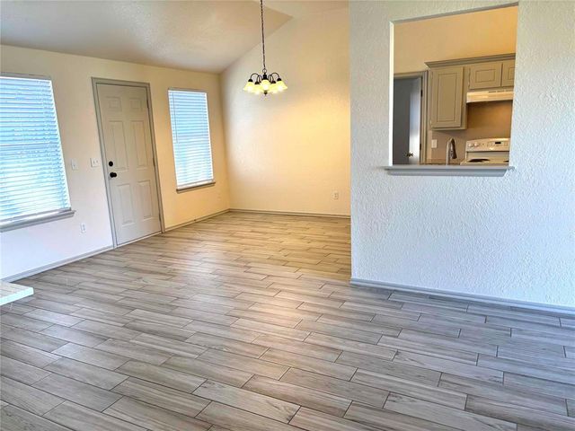 624 NW 21st Street, Moore, OK 73160