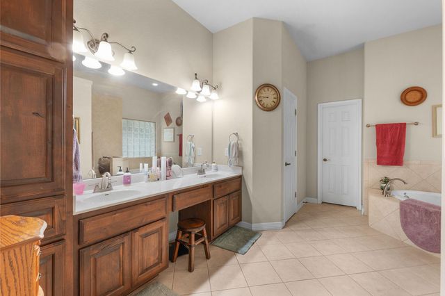 109 Camm Lary CIR, Burnet, TX 78611