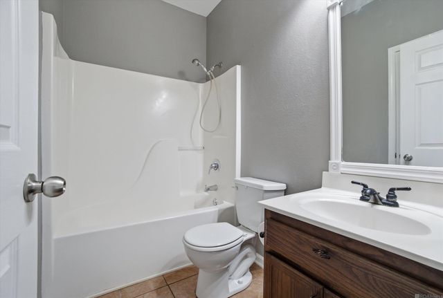 14222 Cedar Pointe Ave, Baton Rouge, LA 70809