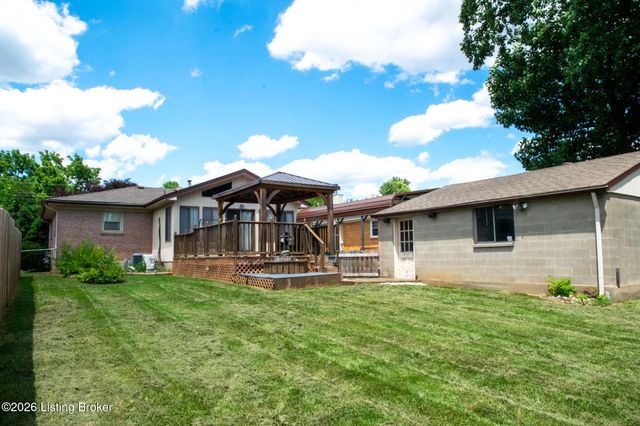 6906 Shareith Dr, Louisville, KY 40228