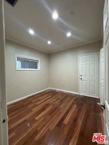 201 S Benton Way, Los Angeles, CA 90057