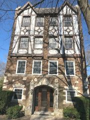 8944 Kilpatrick Avenue 3, Skokie, IL 60076