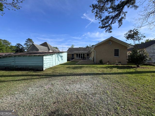 2401 W Elm Street, Wrightsville, GA 31096