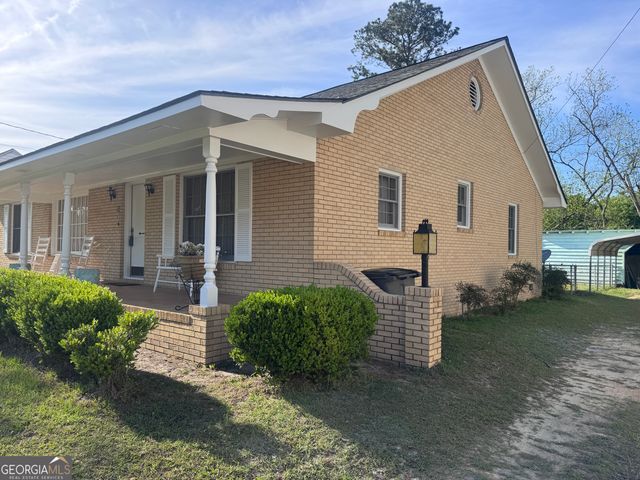 2401 W Elm Street, Wrightsville, GA 31096
