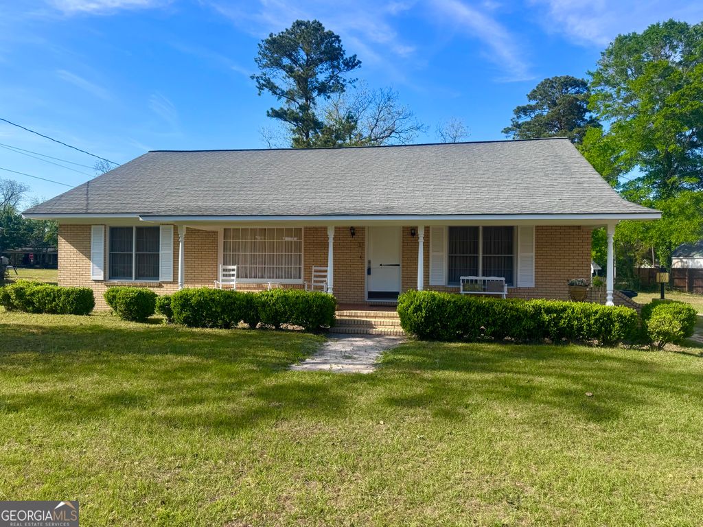 2401 W Elm Street, Wrightsville, GA 31096