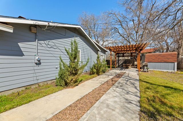 1602 Plateau RDG, Cedar Park, TX 78613