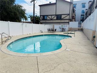 21930 Valerio Street 15, Canoga Park, CA 91303