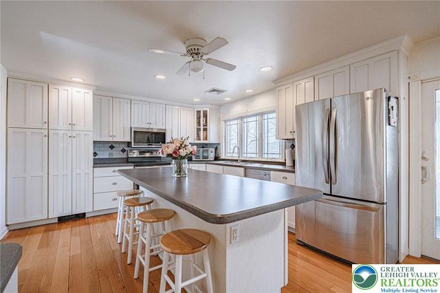 703 Donald Drive, Emmaus Boro, PA 18049