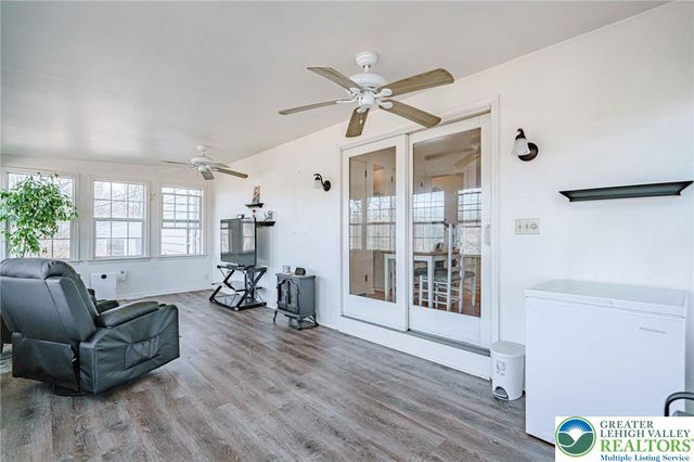 703 Donald Drive, Emmaus Boro, PA 18049