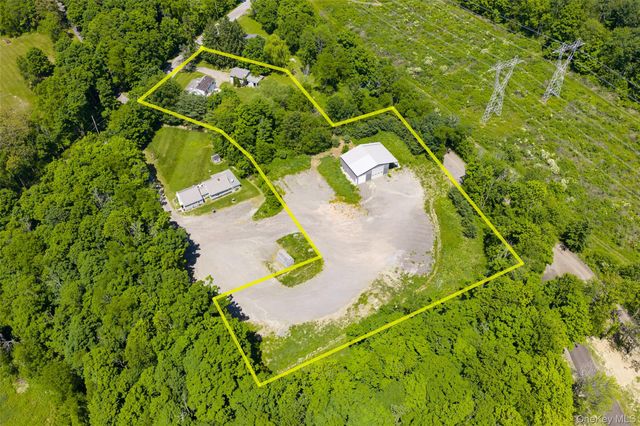 36 Marshall Road, Hyde Park, NY 12538