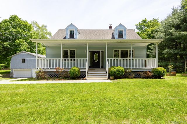 36 Marshall Road, Hyde Park, NY 12538
