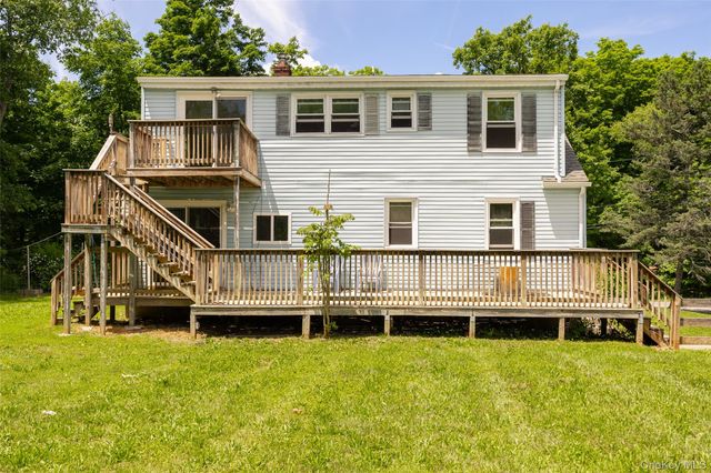 36 Marshall Road, Hyde Park, NY 12538