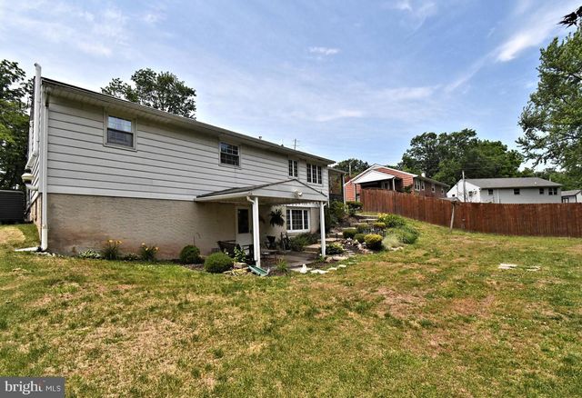 614 ENGLESVILLE RD, Boyertown, PA 19512