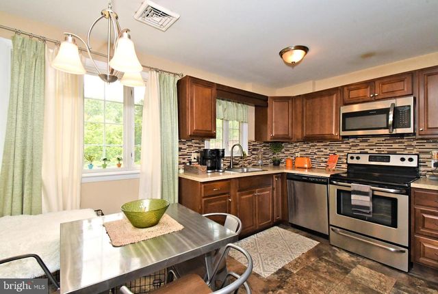 614 ENGLESVILLE RD, Boyertown, PA 19512