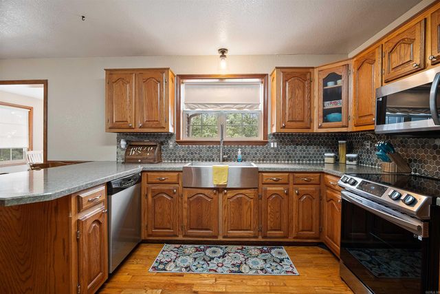 14 Law 351 Road, Saffell, AR 72572