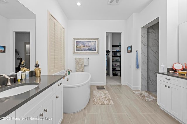 4905 Majestic Hills Loop, Brooksville, FL 34601