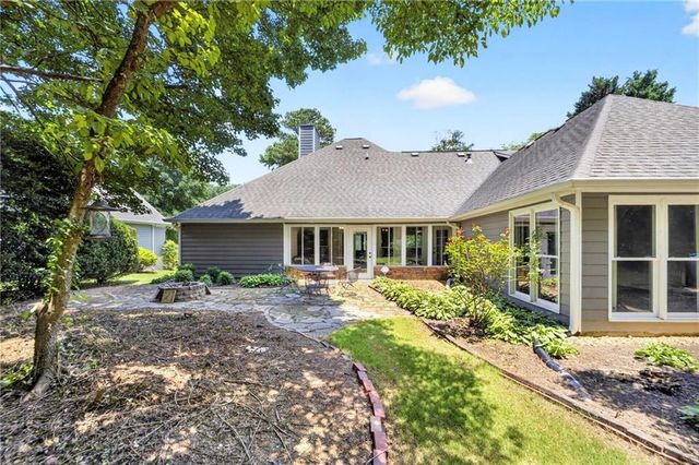 1650 Peachcrest Drive, Lawrenceville, GA 30043