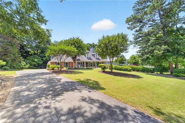1650 Peachcrest Drive, Lawrenceville, GA 30043